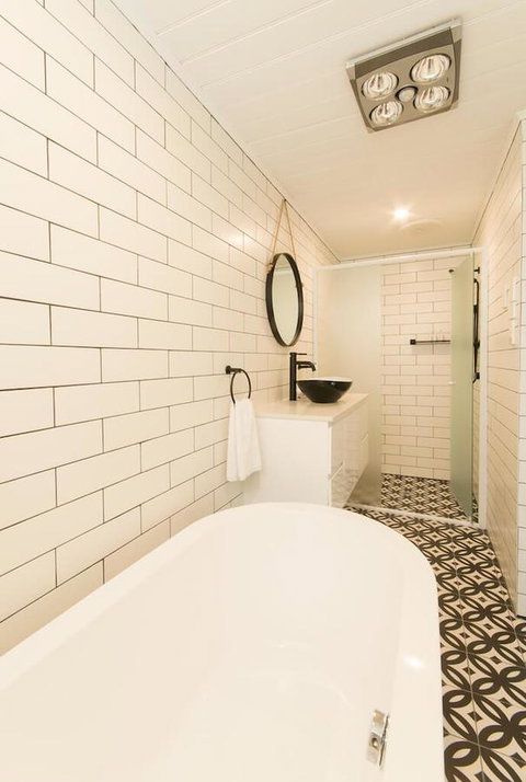 The Manor Basket Range - Accommodation in Surfers Paradise 1