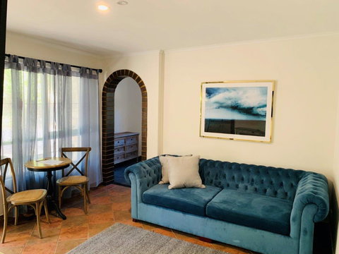 The Manor Basket Range - Accommodation in Surfers Paradise 12