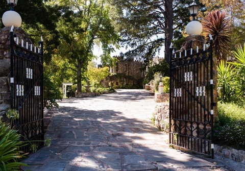 The Manor Basket Range - Accommodation in Surfers Paradise 14