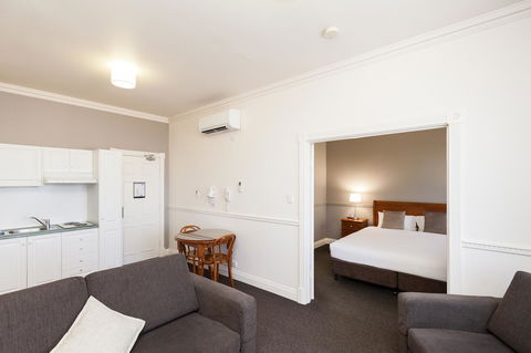 Majestic Tynte Street Apartments - Accommodation in Surfers Paradise 18