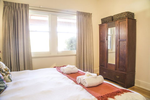 Mataro Cottage - Accommodation in Surfers Paradise 11