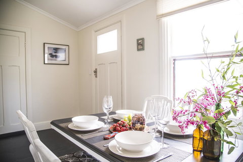 Mataro Cottage - Accommodation in Surfers Paradise 22