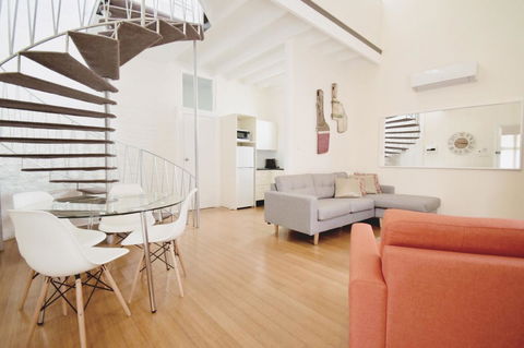 Seawall Apartments - Accommodation in Surfers Paradise 23