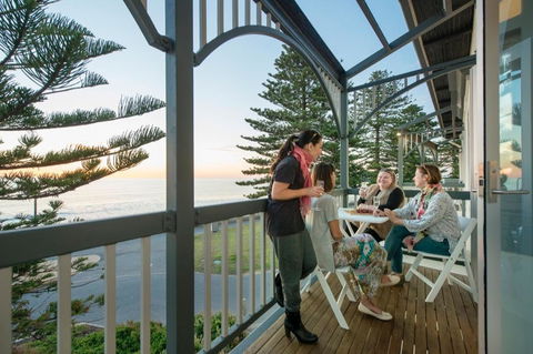 Seawall Apartments - Accommodation in Surfers Paradise 16