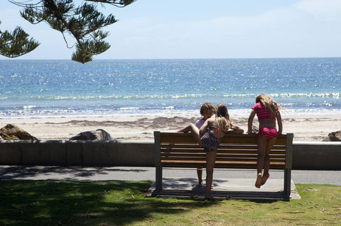 Seawall Apartments - Accommodation in Surfers Paradise 25