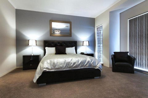 Casavino Luxury Villa - Accommodation in Surfers Paradise 29