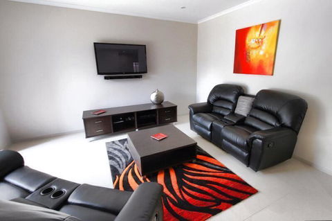 Casavino Luxury Villa - Accommodation in Surfers Paradise 24