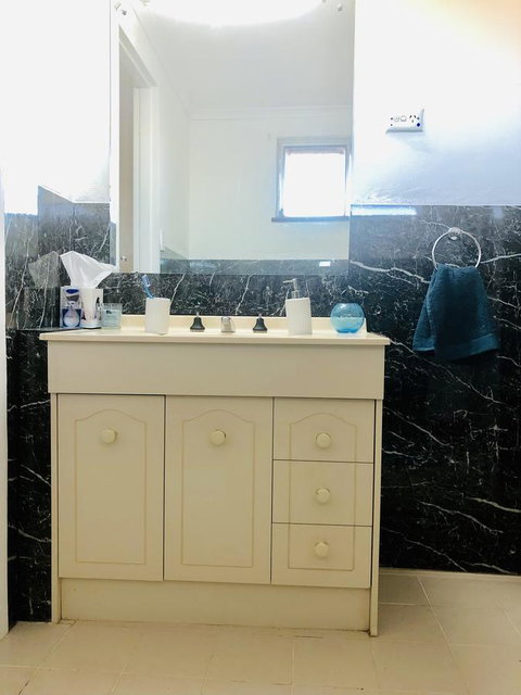 Aussie Opal Diggers Outback Retreat-Undergound - Accommodation in Surfers Paradise 20