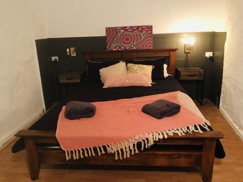 Aussie Opal Diggers Outback Retreat-Undergound - Accommodation in Surfers Paradise 13