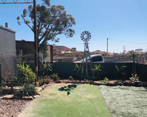 Aussie Opal Diggers Outback Retreat-Undergound - Accommodation in Surfers Paradise 23
