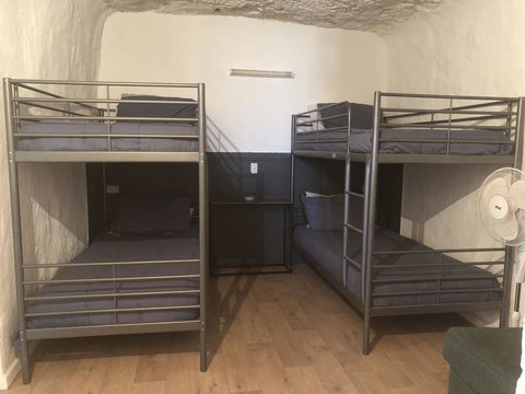 Aussie Opal Diggers Outback Retreat-Undergound - Accommodation in Surfers Paradise 16
