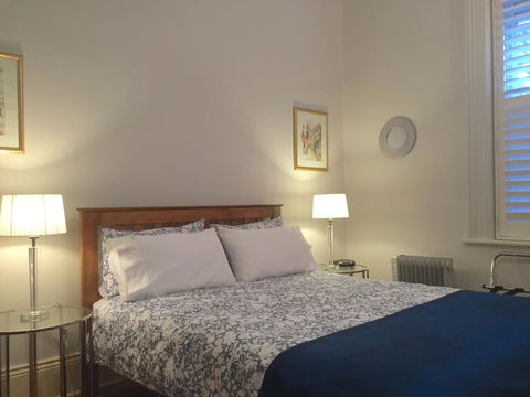 8 Osborne - Accommodation in Surfers Paradise 12