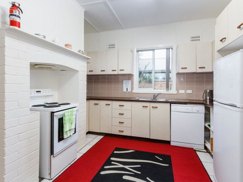Wyvern - Accommodation in Surfers Paradise 2