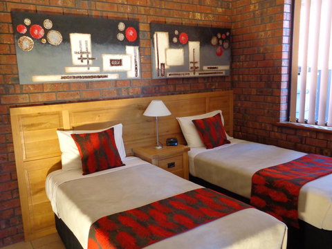 Glenelg Gateway Apartments - Accommodation in Surfers Paradise 1