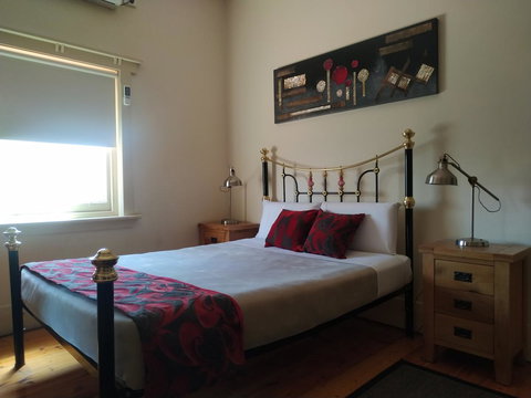 Glenelg Gateway Apartments - Accommodation in Surfers Paradise 7