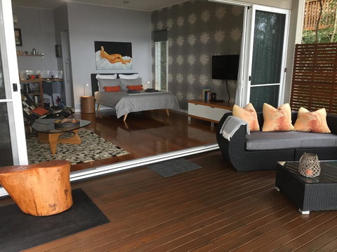 Smiths Lake House - Accommodation in Surfers Paradise 1