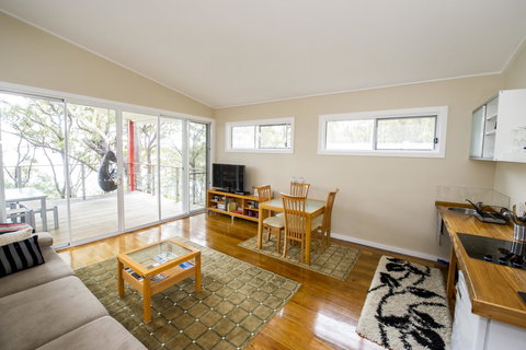 Smiths Lake House - Accommodation in Surfers Paradise 24