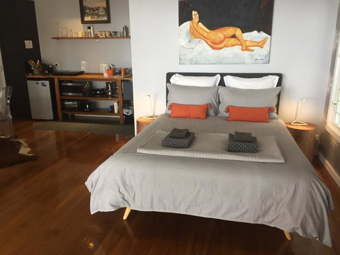 Smiths Lake House - Accommodation in Surfers Paradise 7