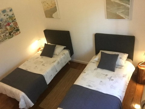 Smiths Lake House - Accommodation in Surfers Paradise 14