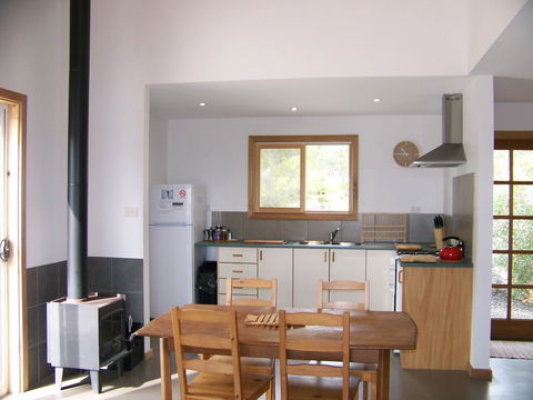 Mallee Bark Retreat - Accommodation in Surfers Paradise 4