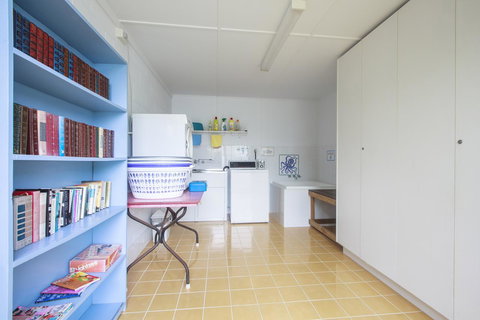 Lake Edge Apartments - Accommodation in Surfers Paradise 4