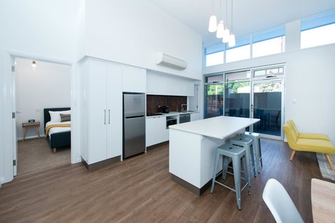 Loxton Courthouse Apartments - Accommodation in Surfers Paradise 8
