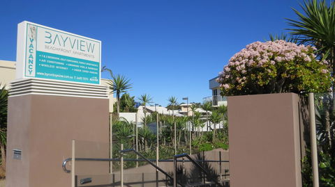 Bayview Beachfront Apartments, In Town Right On The Beach - Accommodation in Surfers Paradise 16