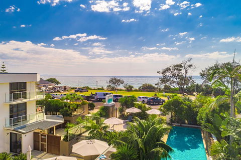 Bayview Beachfront Apartments, In Town Right On The Beach - Accommodation in Surfers Paradise 27