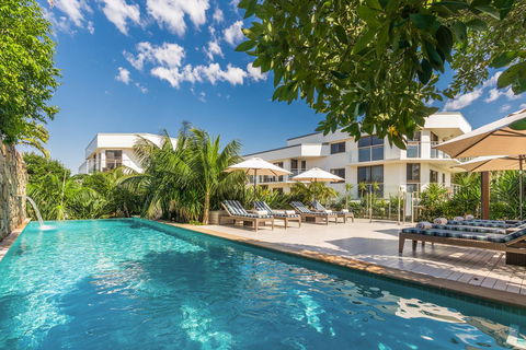 Bayview Beachfront Apartments, In Town Right On The Beach - Accommodation in Surfers Paradise 6