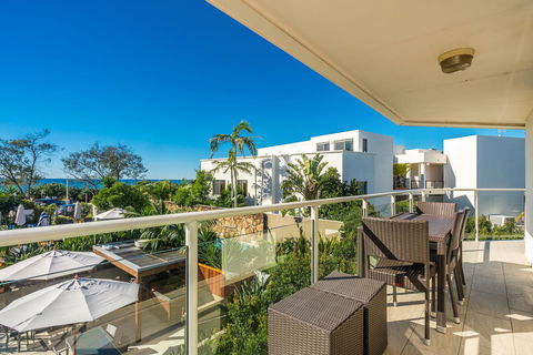 Bayview Beachfront Apartments, In Town Right On The Beach - Accommodation in Surfers Paradise 21