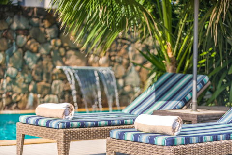 Bayview Beachfront Apartments, In Town Right On The Beach - Accommodation in Surfers Paradise 4