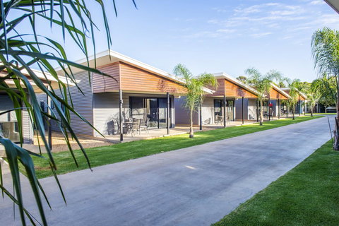 Paringa Resort - Accommodation in Surfers Paradise 2