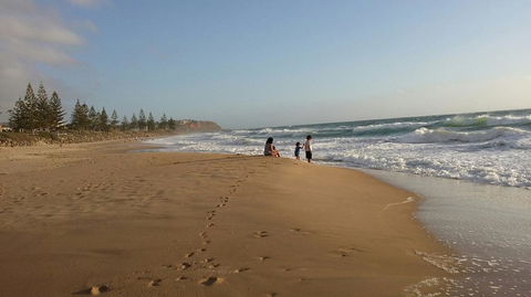 Beachside Escape On The Esplanade - Accommodation in Surfers Paradise 1