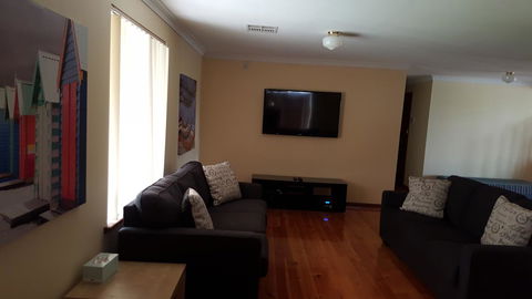 Breeze On Scenic - Accommodation in Surfers Paradise 1