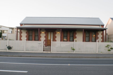 Longreach At Port Elliot - Accommodation in Surfers Paradise 1