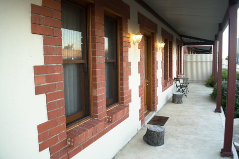 Longreach At Port Elliot - Accommodation in Surfers Paradise 0