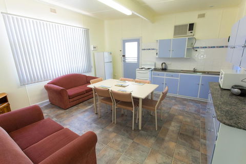 Modra\'s Apartments - Accommodation in Surfers Paradise 1