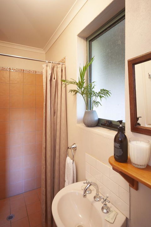 Angaston Saleyards Luxury Accommodation - Accommodation in Surfers Paradise 10
