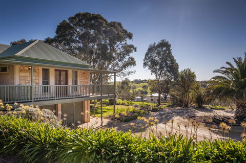 Angaston Saleyards Luxury Accommodation - Accommodation in Surfers Paradise 32