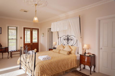 Angaston Saleyards Luxury Accommodation - Accommodation in Surfers Paradise 6