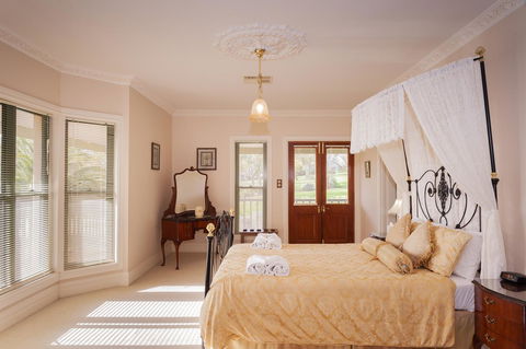 Angaston Saleyards Luxury Accommodation - Accommodation in Surfers Paradise 1