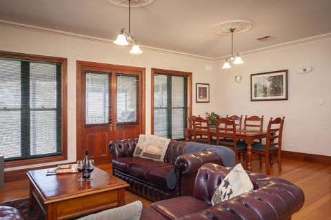 Angaston Saleyards Luxury Accommodation - Accommodation in Surfers Paradise 30