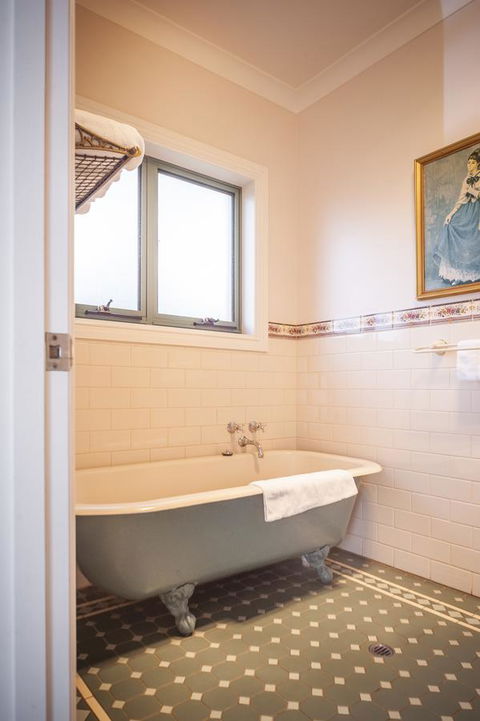 Angaston Saleyards Luxury Accommodation - Accommodation in Surfers Paradise 13