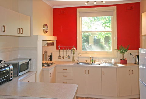 Oats Cottage - Accommodation in Surfers Paradise 10