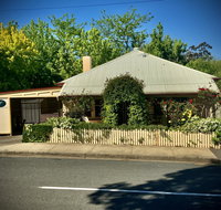 Oats Cottage - Accommodation in Surfers Paradise