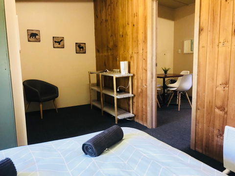 Longwood Retreat - Accommodation in Surfers Paradise 12