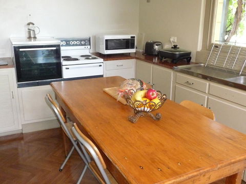 Country Bakehouse Accommodation - Accommodation in Surfers Paradise 5