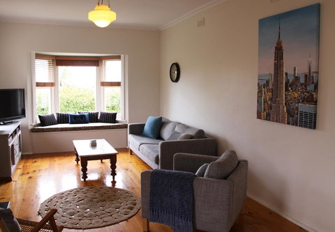 Grace Cottage - Accommodation in Surfers Paradise 3