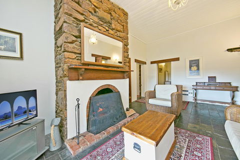 Vineyard Cottage BnB - Accommodation in Surfers Paradise 14