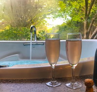 Adelaide Hills Retreats - Accommodation in Surfers Paradise